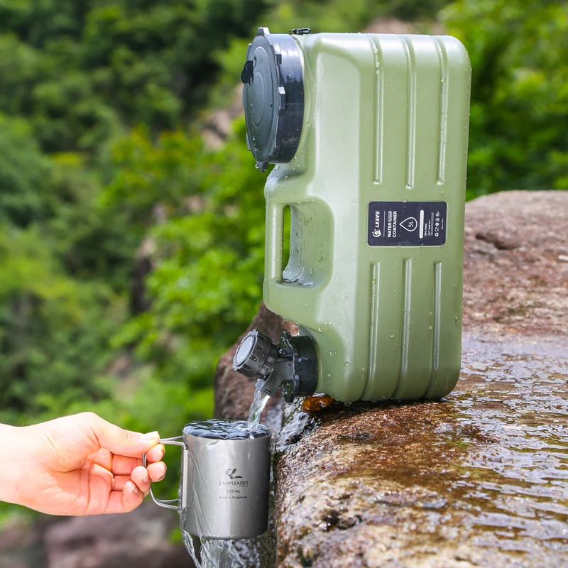 5/11L Outdoor Water Bin Large  – обзор и цена Outdoor Camping Bin